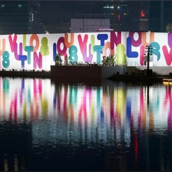 🚨rare auth Louis Vuitton limited edition tote exclusive Japan nwt still in wrap - Picture 4 of 7